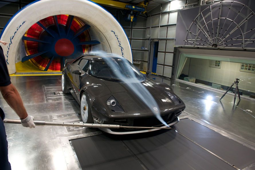 Stratos