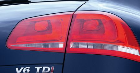 Volkswagen zapłaci co najmniej 1,22 mld dol. w ramach kolejnej ugody. Chodzi o 80 tys. aut z silnikami V6 TDI