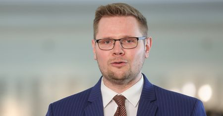 Jutro przesłuchania komisji ds. Pegasusa. "Woś powinien czuć niepokój"