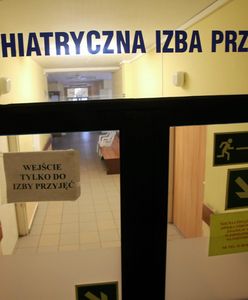 "Psychiatria jest niedotleniona, sina". Jak wygląda leczenie na polskich oddziałach psychiatrycznych?
