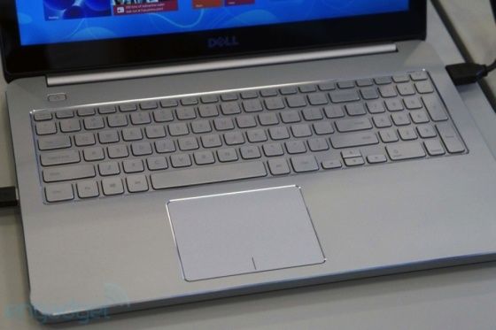 Dell Inspiron 7000 widok klawiatura windows 8