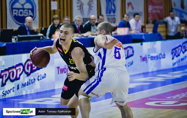 Michalak i koledzy byli bezradni wobec defensywy Rosy