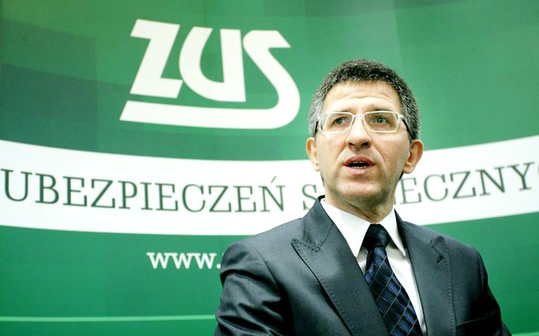 Prezes ZUS podał się do dymisji. Przez afery i... urodziny?