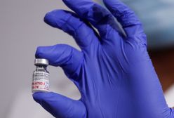 Szczepionka na COVID-19. Zagraniczne media opisują aferę szczepionkową