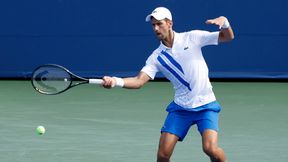 Koronawirus. Novak Djoković wzbudził kontrowersje. Na ulicy uczył tenisa bez maseczki