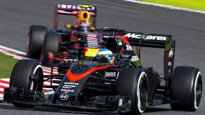 McLaren przemalował bolid na czarno (foto)