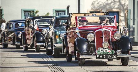 MotoClassic Wrocław 2014. Zabytkowe samochody w Zamku Topacz