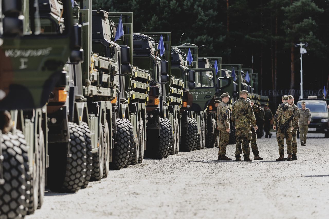 Politico: Niemcy się zbroją. Firmy z USA na tym jednak nie skorzystają