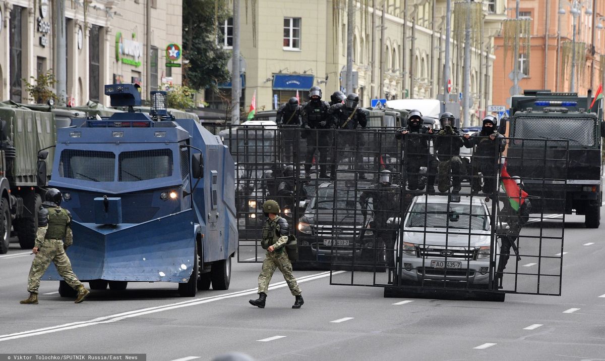Białoruś. Kolejne protesty w Mińsku, akcja służb