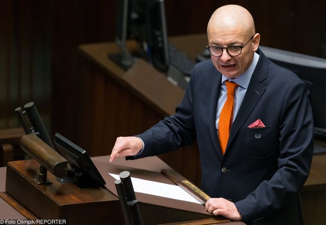 Kamiński przyznał, że był autorem poprawki w PE dot. obozów