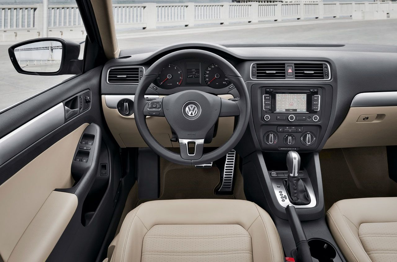 VW-Jetta-Interior-1-lg