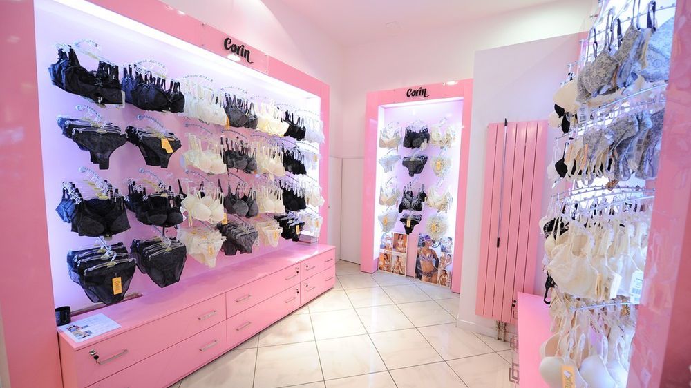 W sklepach coraz częściej klientki mogą kupić biustonosze także w największych rozmiarach