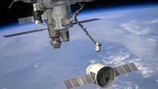 NASA oddaje loty w kosmos prywatnym firmom 1