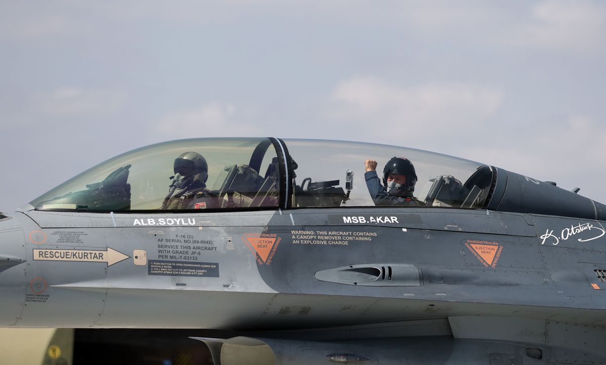 Ruch Waszyngtonu umożliwi zakup Turcji maszyn F-16