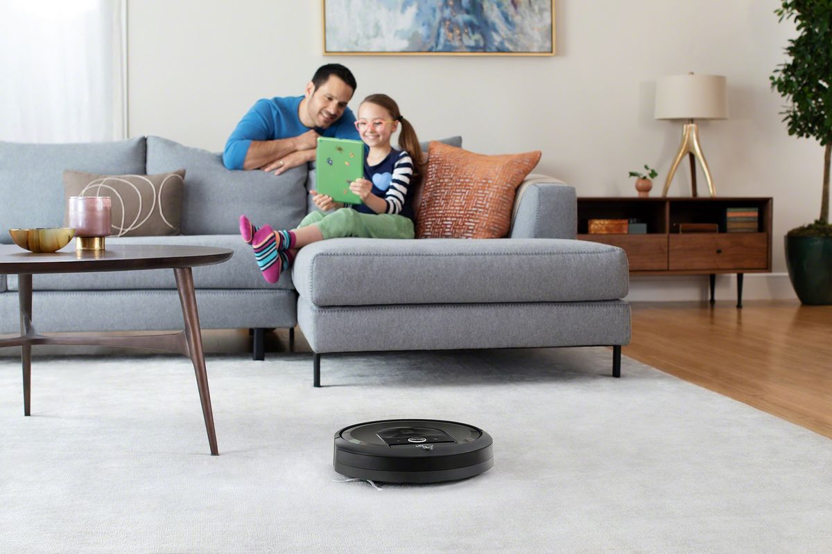 Praktyczny domowy test iRobot Roomba I7. Z trójką dzieci i spanielem