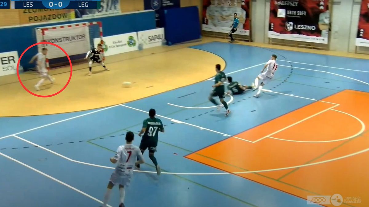 Zdjęcie okładkowe artykułu: YouTube / Futsal Ekstraklasa / GI Malepszy Arth Soft Leszno bezlitosny dla Legii Warszawa
