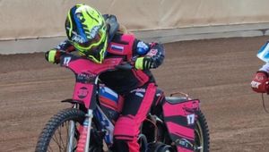 Żużel. Jest pierwszą w historii swojego kraju. Ma 13 lat i ogromne marzenia