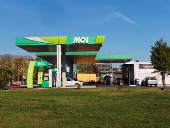 Węgierski MOL chce "ograniczyć zależność" od rosyjskiej ropy