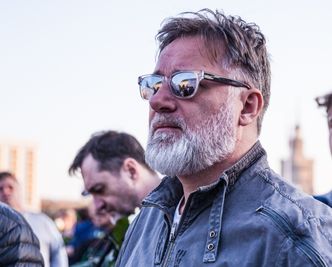 Burza po słowach o Tusku okradającym pisarzy. Twórca "Testosteronu" zabiera głos