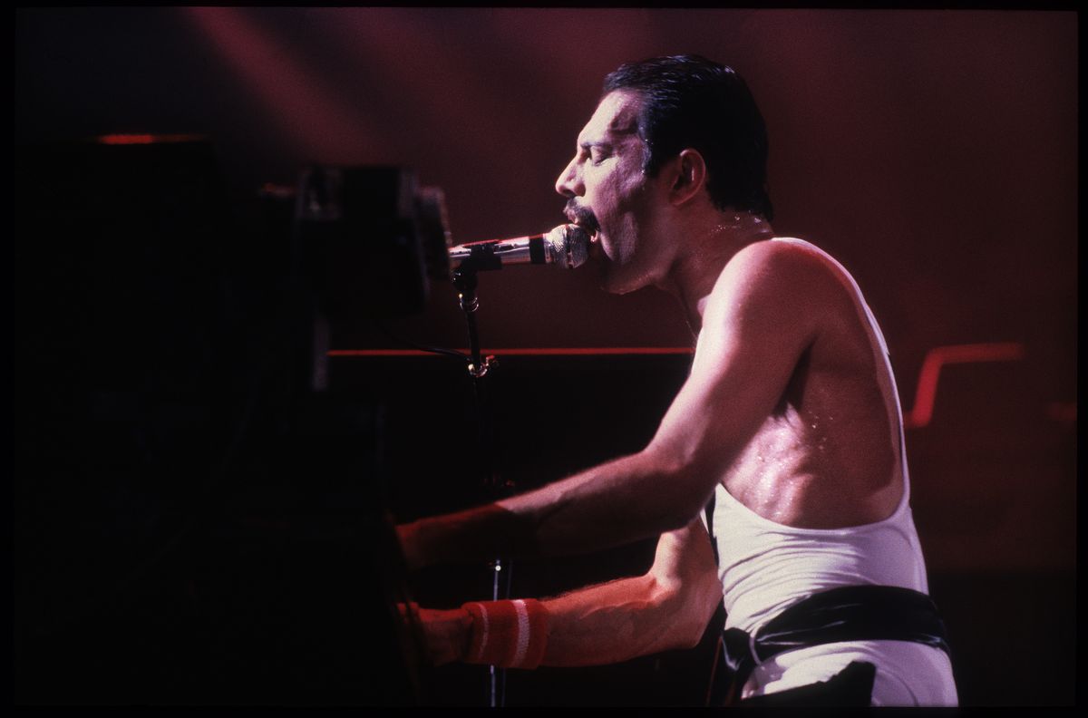 YouTube sprawdzi, czy śpiewasz jak Freddie Mercury. Nowa aplikacja od portalu i grupy Queen
