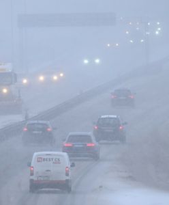 Utknęli przez śnieżycę na 13 godzin. "Nie było innej opcji"