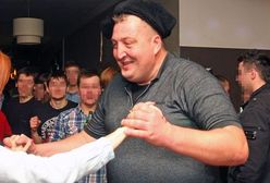 Adam Kraśko: chwali się pięknymi fankami, a ukochaną ukrywa przed światem