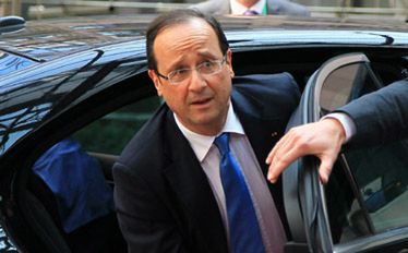 Francois Hollande pojechał z niezapowiedzianą wizytą do Afganistanu