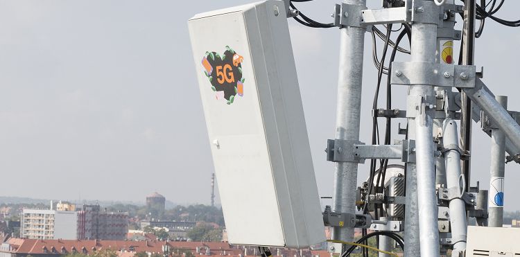 Orange i Huawei uruchomili w ramach testów pierwszą w Polsce stację 5G