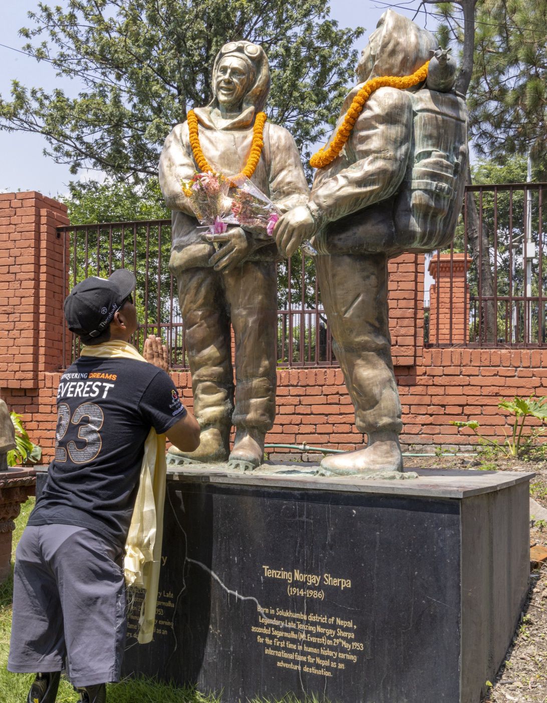 Posągi Edmunda Hillary'ego i Tenzinga Norgaya 