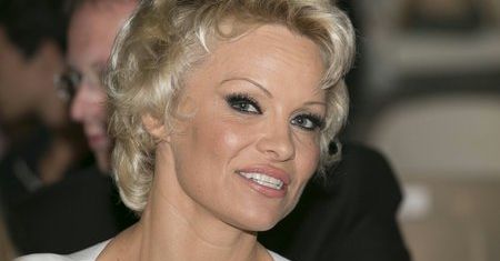 "Słoneczny patrol": Pamela Anderson wygląda coraz gorzej