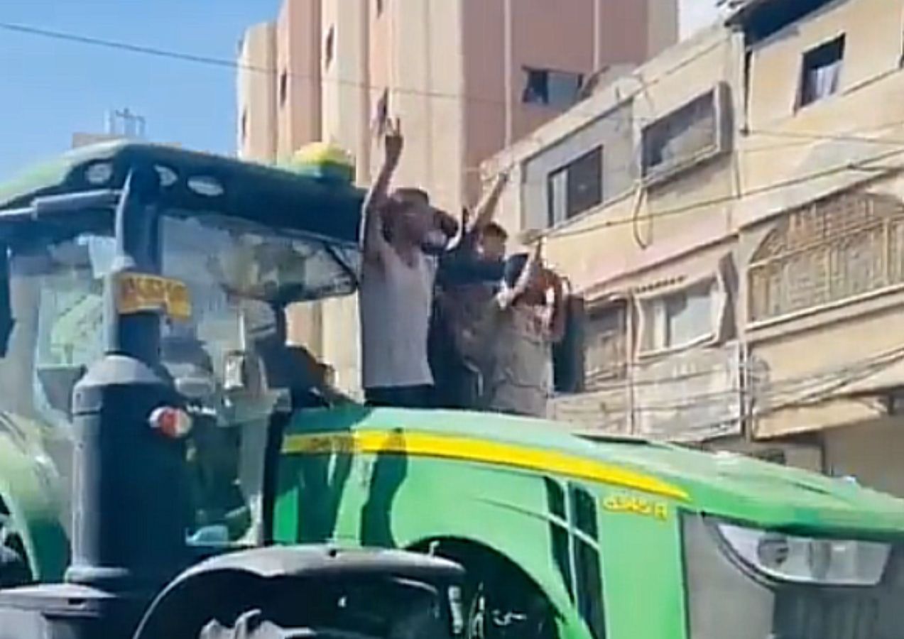 Hamas porównany do Rosji. Filmik z traktorem obiegł sieć