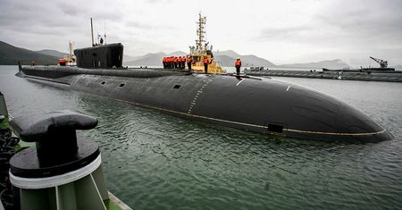 Generalissimus Suworow. Potężny atomowy okręt podwodny typu Boriej dla rosyjskiej floty