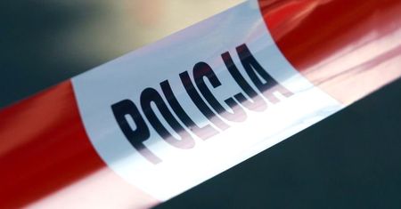 Makabryczne odkrycie pod Warszawą. Ciało kobiety na bagnach