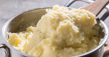 Dodaję do purée ziemniaczanego, więc nigdy nie jest mdłe. Tego triku nauczyła mnie babcia