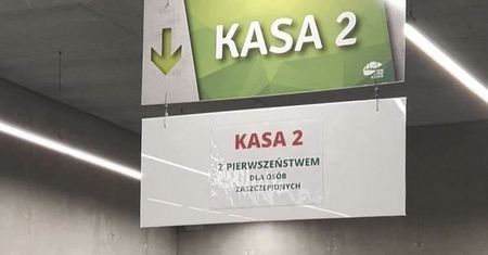 Koszalin. Zdjęcie z basenu obiegło sieć. Wściekli internauci rzucają groźbami
