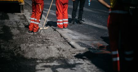 Śląsk: Ponad 833 miliony złotych na nowe drogi i remonty. Te drogi wojewódzkie będą się zmieniać dla kierowców w 2026 r.