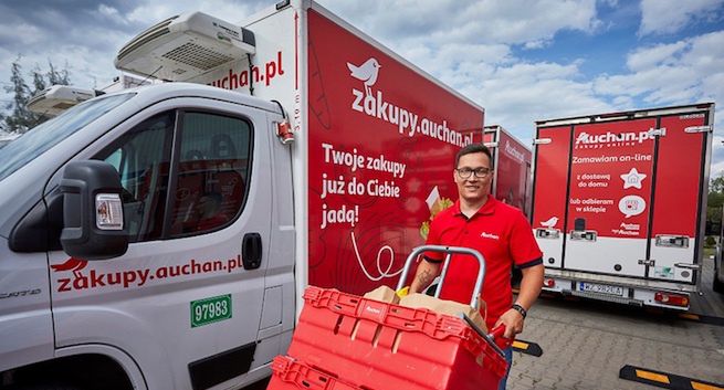 UOKiK podejmie decyzję ws. konsolidacji dużych sieci sklepów. Chcą razem działać przez 10 lat