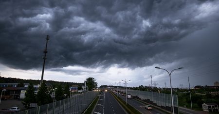 Pogoda w Polsce. Burze i gwałtowne ulewy nie pomogły w walce z suszą