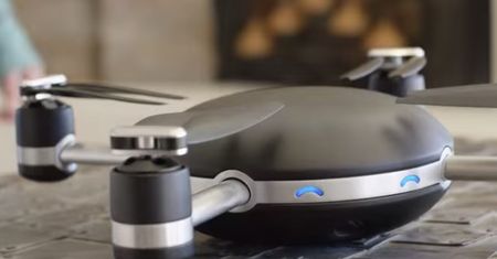 Dron Lily nagra Cię nawet podczas zjazdu na desce