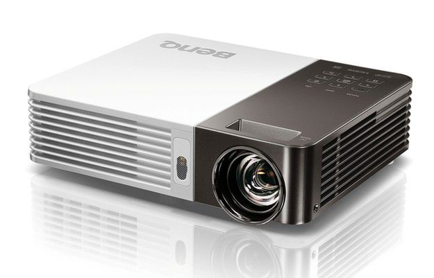 BenQ GP10  mały projektor LED