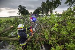 Przez Polskę przeszły nawałnice. Straty są ogromne. Ostrzeżenia IMGW przed kolejnymi burzami z gradem