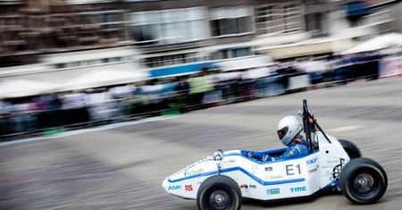 Elektryczny rekord - 0-100 km/h w 2,15 s