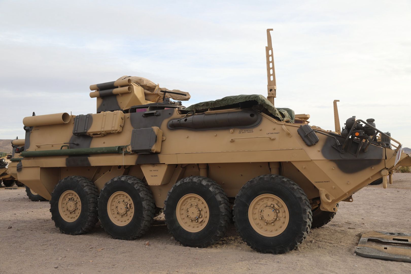 Amerykański Stryker odgrywający rolę rosyjskiego BTR-a-87