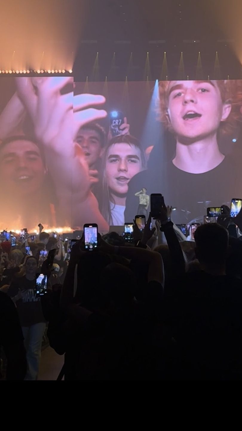 Koncert Maty z technologią deepfake