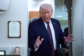 Trump po powrocie z Davos. "Putin i Zełenski chcą porozumienia"