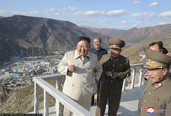 Kim Dzong Un "cierpiał za naród". Kuriozalny film w Korei Północnej