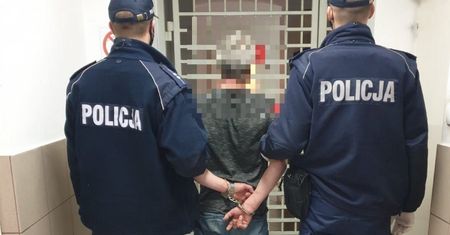 Duszniki-Zdrój. Wszedł na mszę z bronią i celował w księdza. Jest decyzja sądu