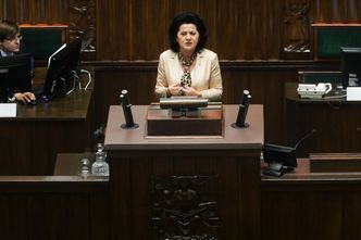 Była posłanka PiS znalazła pracę w komunikacyjnej spółce. "Bo jeździła autobusami"
