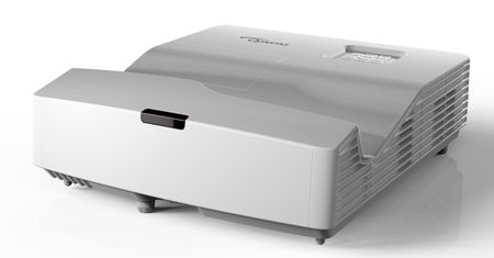 Optoma 330UST - projektrory ultrakrótkiego rzutu - by prelegent nie rzucał cienia