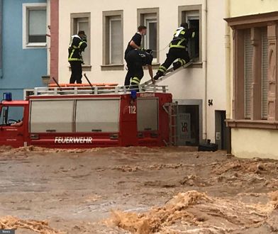 Niemcy i Belgia walczą z powodziami. Tragiczny bilans ulew [WIDEO]